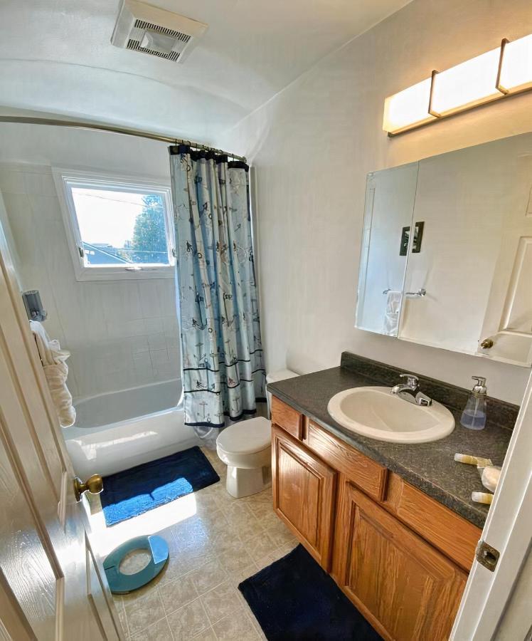 Stay Anchorage! Furnished Two Bedroom Apartments With High Speed Wifi エクステリア 写真