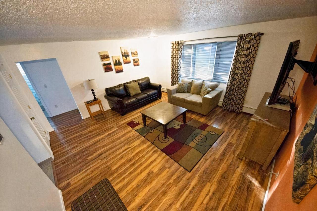 Stay Anchorage! Furnished Two Bedroom Apartments With High Speed Wifi エクステリア 写真