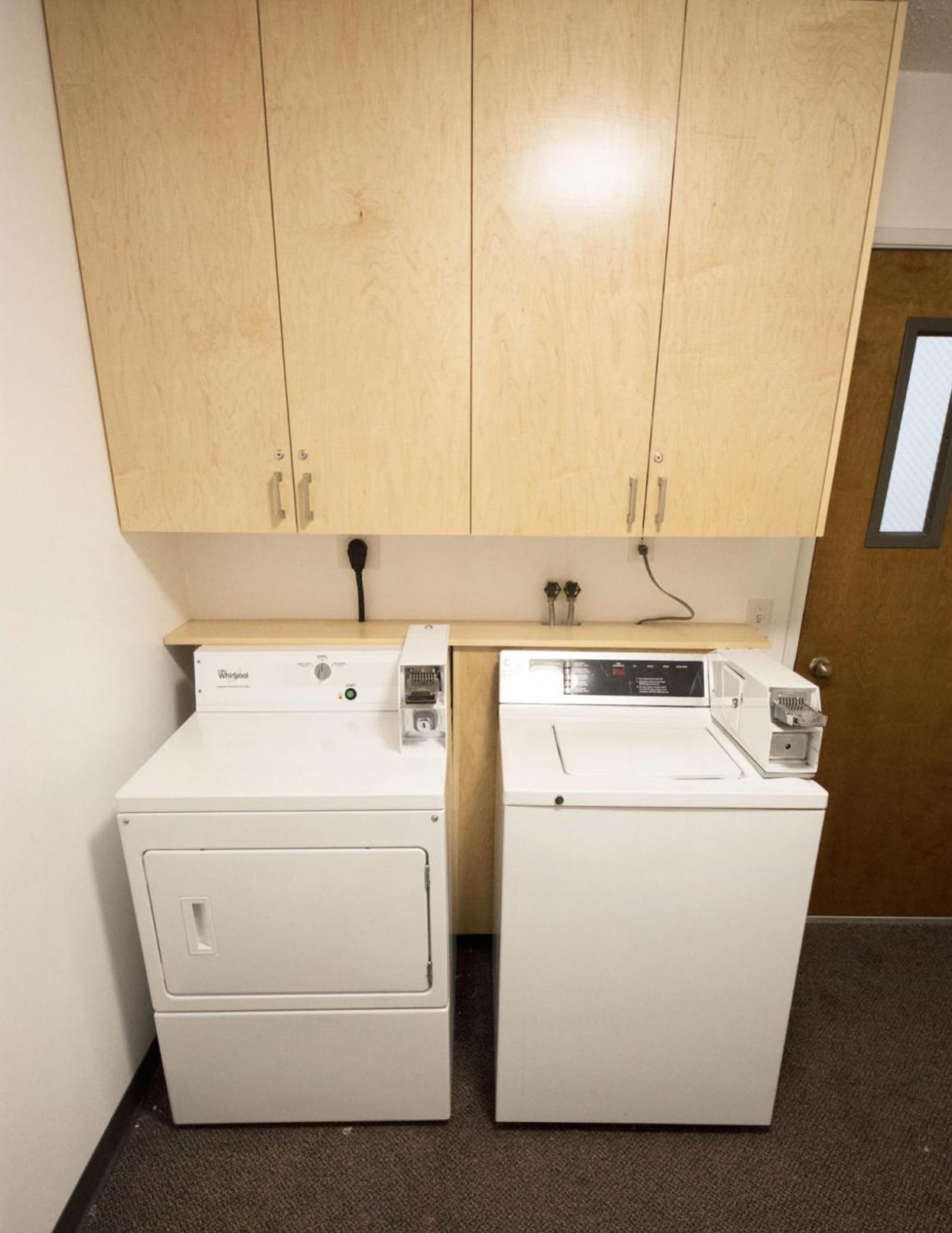 Stay Anchorage! Furnished Two Bedroom Apartments With High Speed Wifi エクステリア 写真